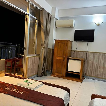 Hotel Tue Tinh Nha Trang Esterno foto