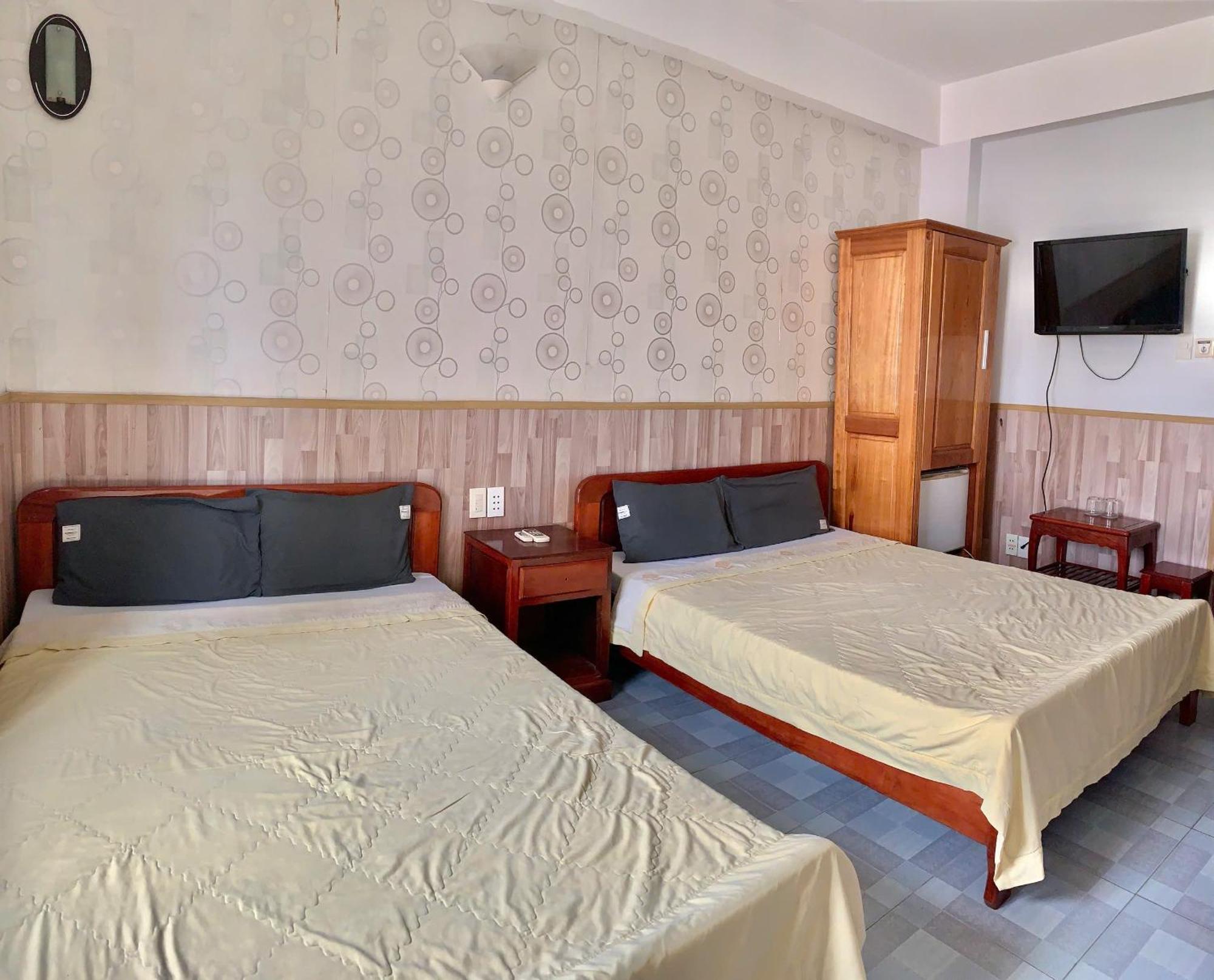 Hotel Tue Tinh Nha Trang Esterno foto