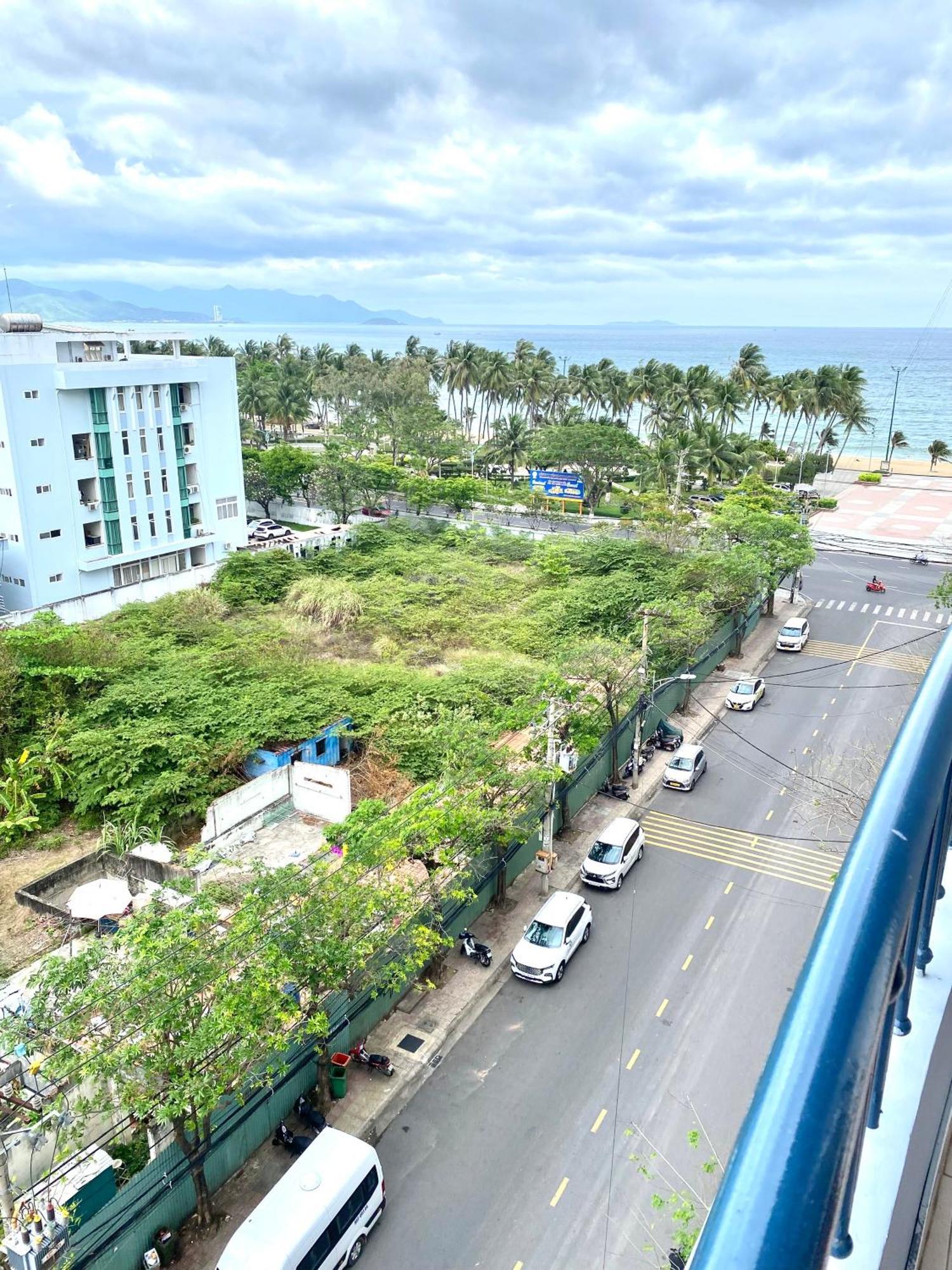 Hotel Tue Tinh Nha Trang Esterno foto