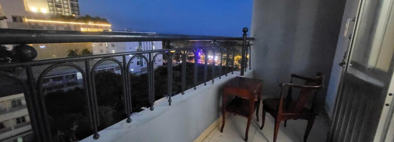 Hotel Tue Tinh Nha Trang Esterno foto