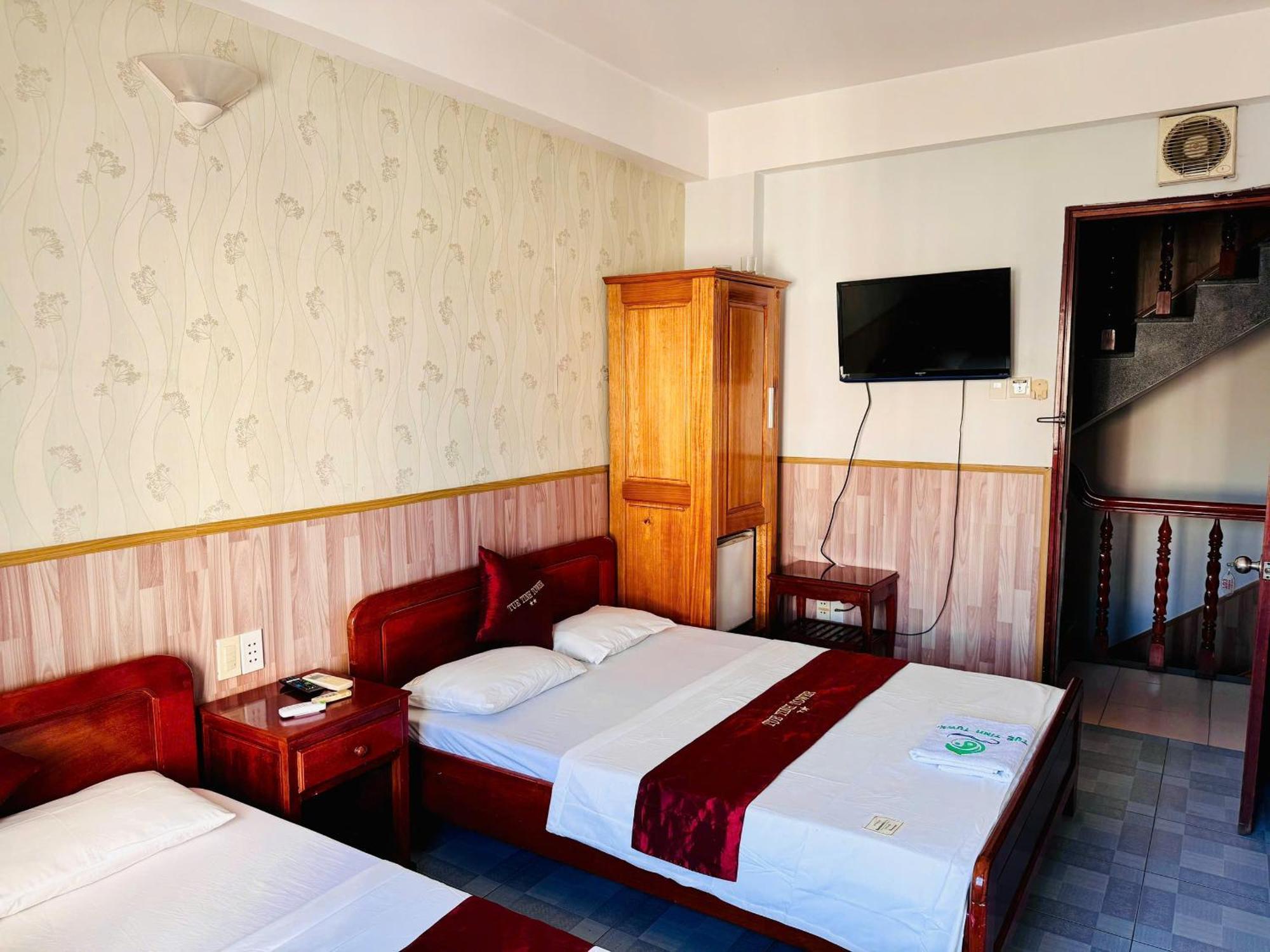 Hotel Tue Tinh Nha Trang Esterno foto